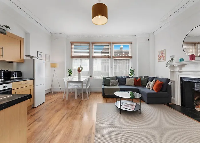 One Bedroom Flat Muswell Hill - First Floor